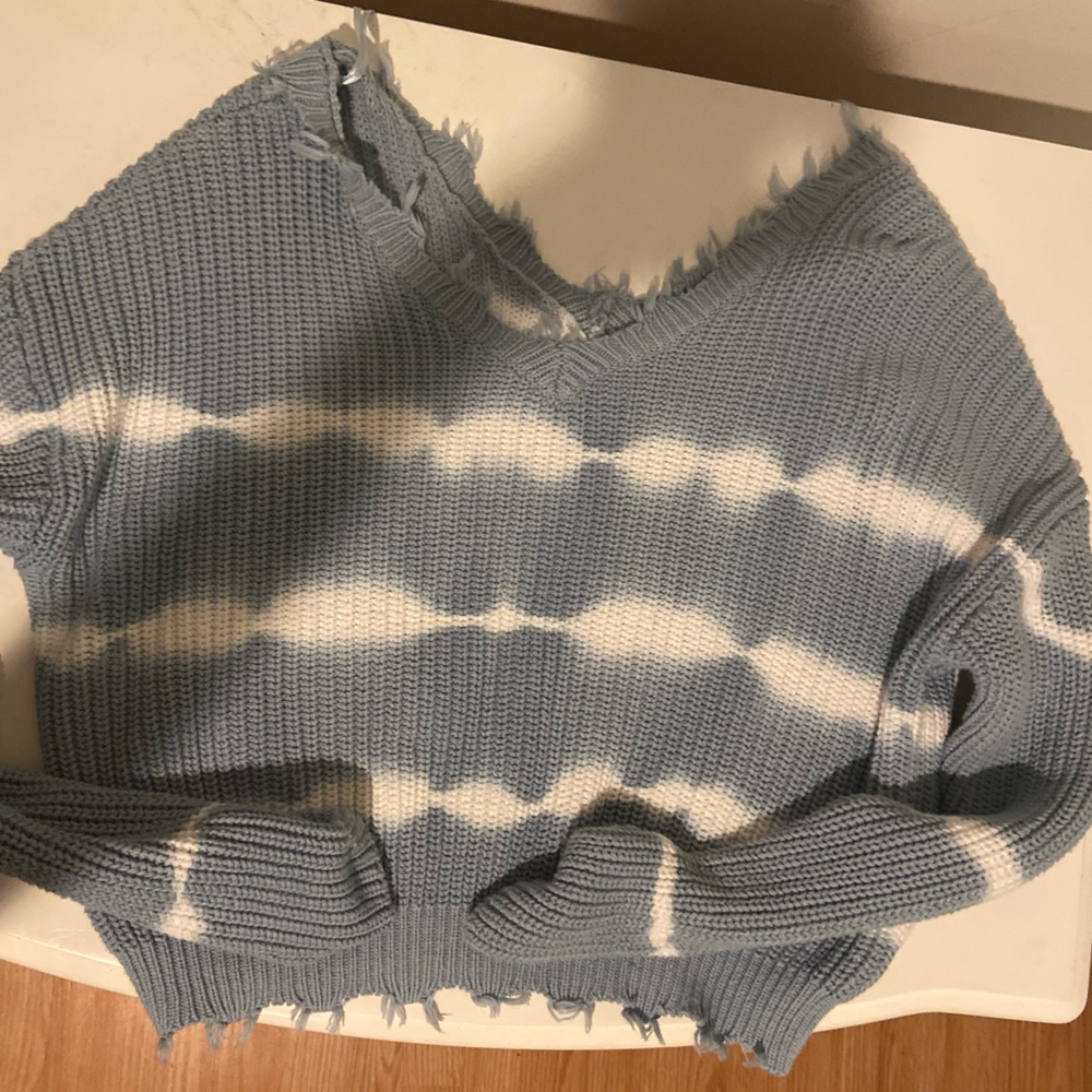 Cropped Jessica Simpson Sweater (XS)